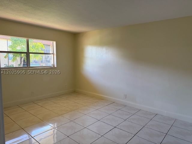 Real estate property located at 6101 Falls Circle Dr #312, Broward, Inverrary Country Club, Lauderhill, FL