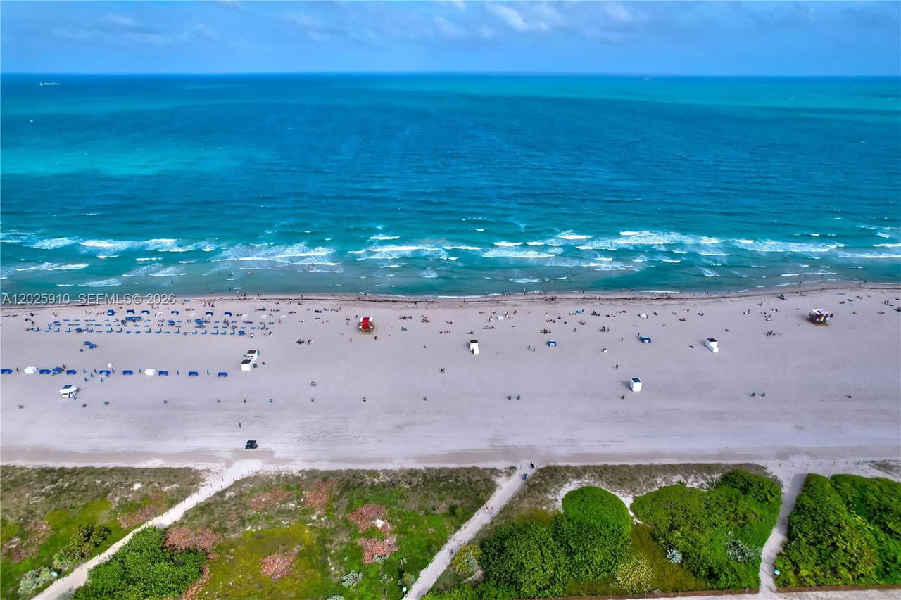 Real estate property located at 1255 Collins Ave #504, Miami-dade, Islander Condo Apts, Miami Beach, FL