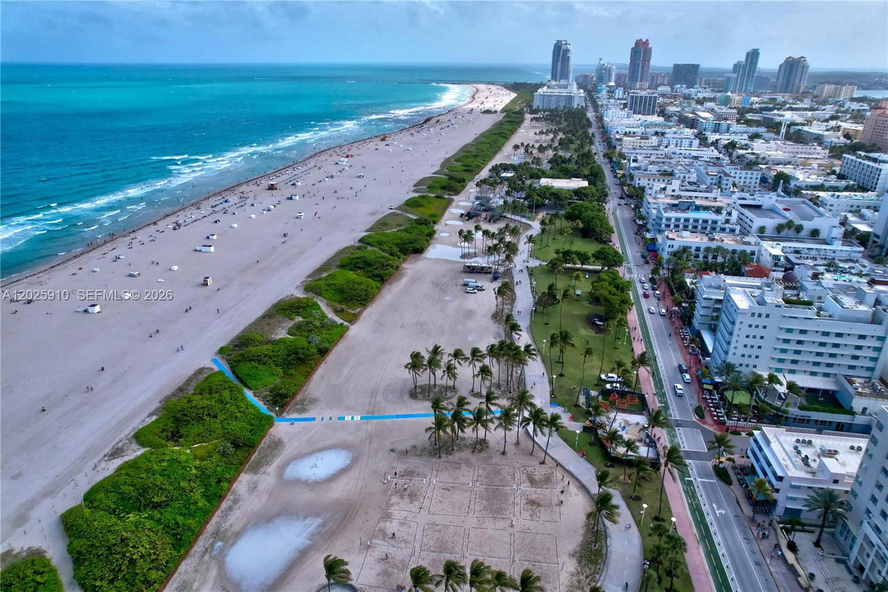 Real estate property located at 1255 Collins Ave #504, Miami-dade, Islander Condo Apts, Miami Beach, FL