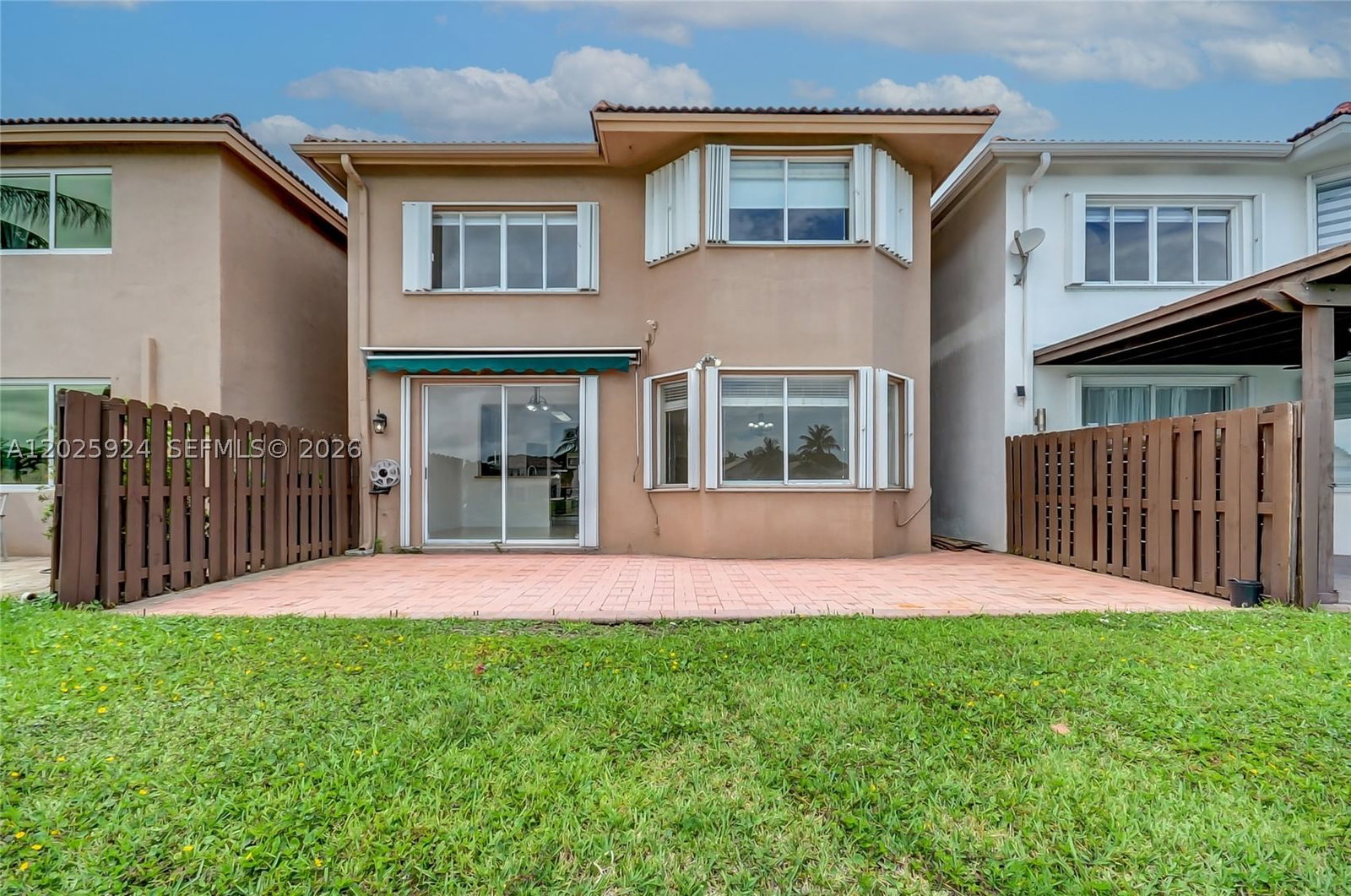 Real estate property located at 11184 73rd St, Miami-dade, Doral Isles Martinique, Doral, FL