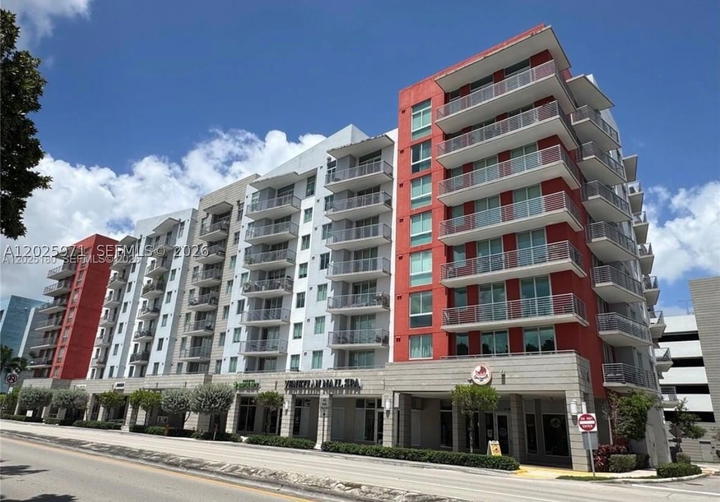 Real estate property located at 7875 107th Ave #504, Miami-dade, Midtown Doral Condo 4, Doral, FL