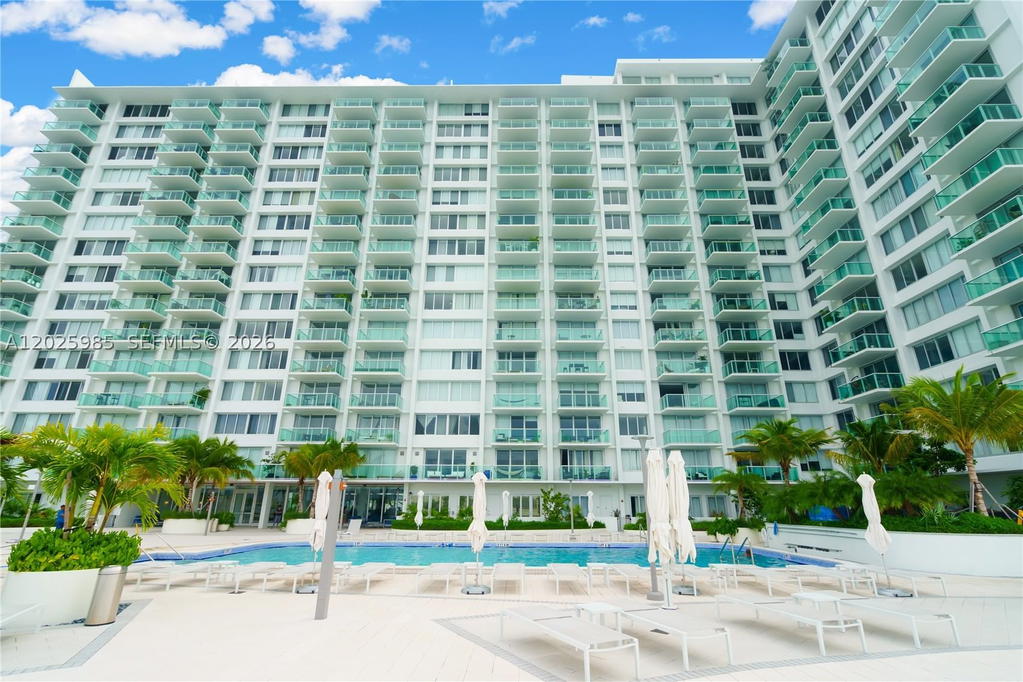 Real estate property located at 1000 West Ave PH23, Miami-dade, Mirador 1000 Condo, Miami Beach, FL