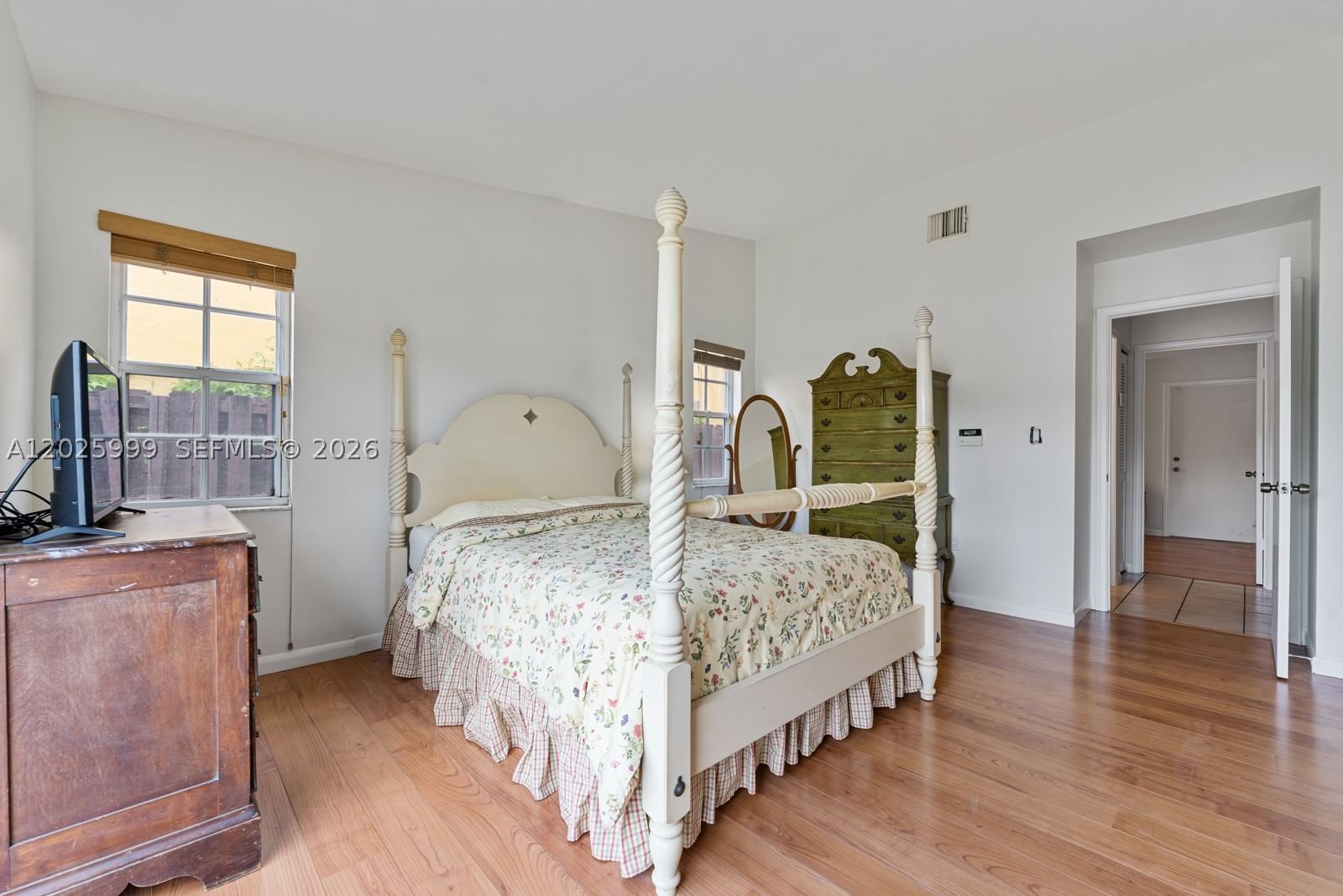 Real estate property located at 4260 150th Ave, Miami-dade, Lakes Of The Meadow - Nor, Miami, FL