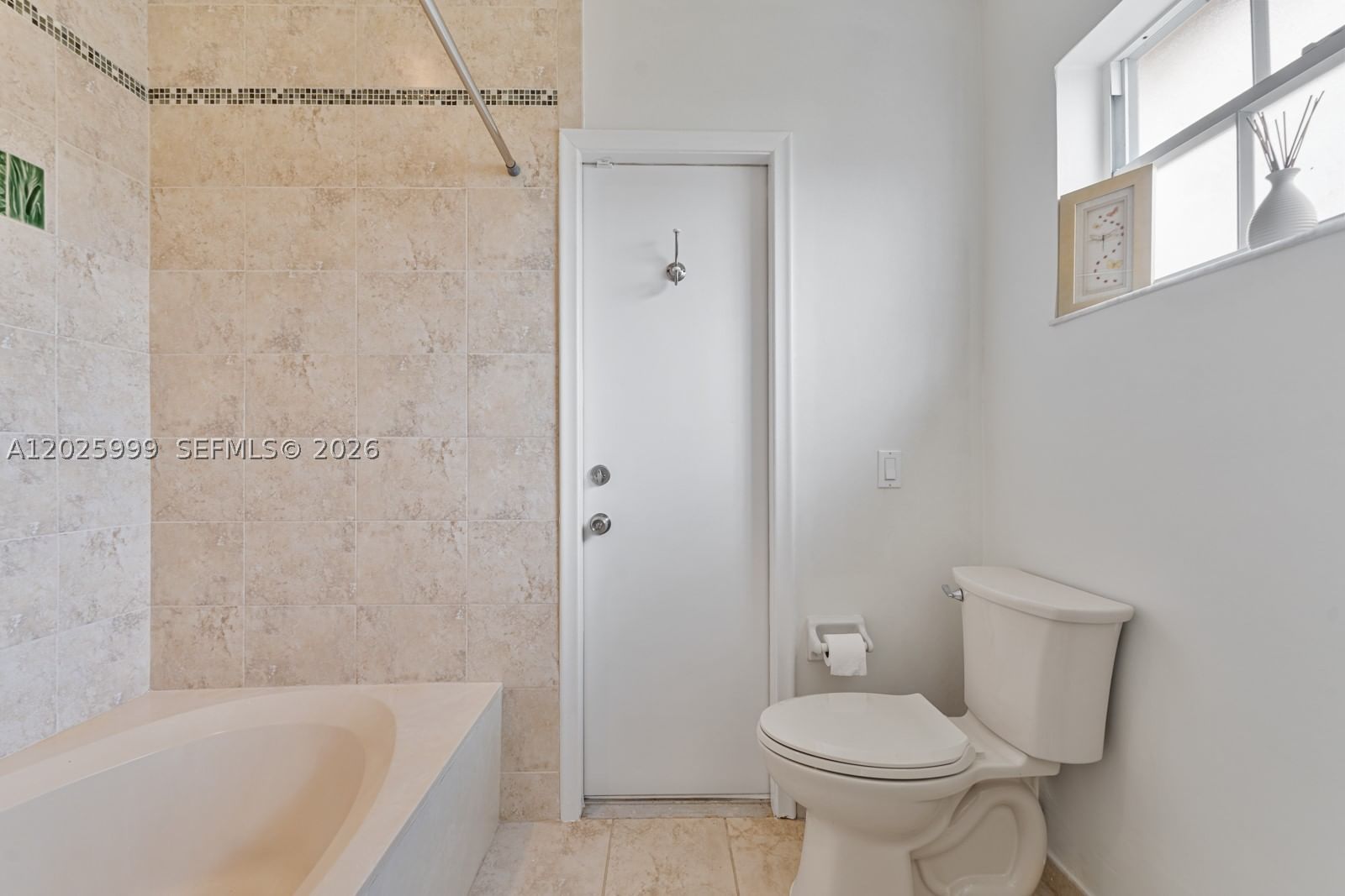 Real estate property located at 4260 150th Ave, Miami-dade, Lakes Of The Meadow - Nor, Miami, FL