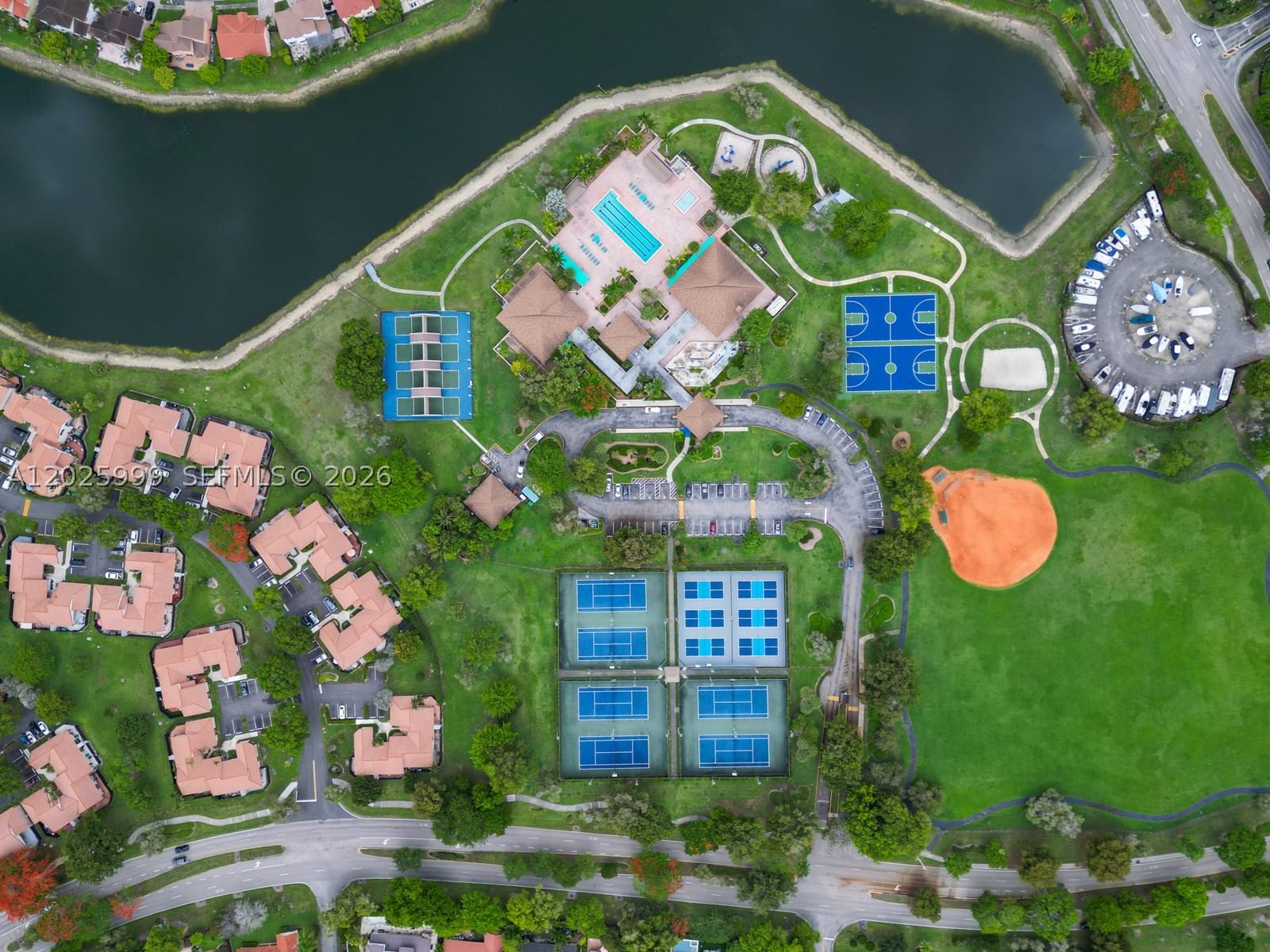 Real estate property located at 4260 150th Ave, Miami-dade, Lakes Of The Meadow - Nor, Miami, FL