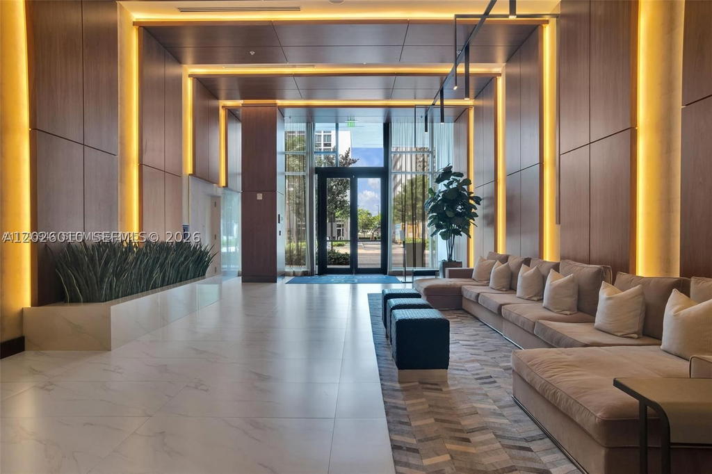 Real estate property located at 2960 207th St #1108, Miami-dade, Aventura Parksquare Resid, Aventura, FL