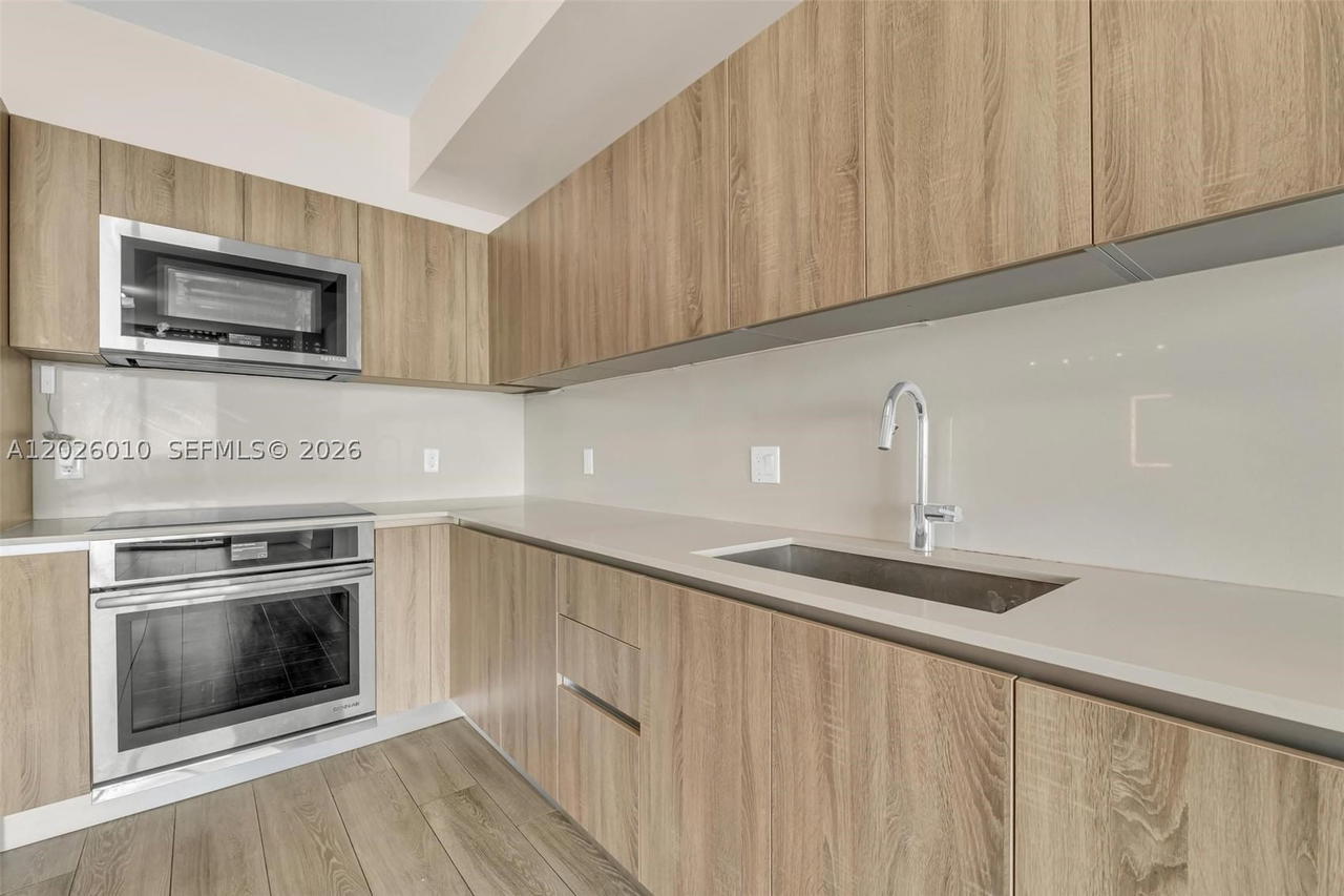 Real estate property located at 2960 207th St #1108, Miami-dade, Aventura Parksquare Resid, Aventura, FL