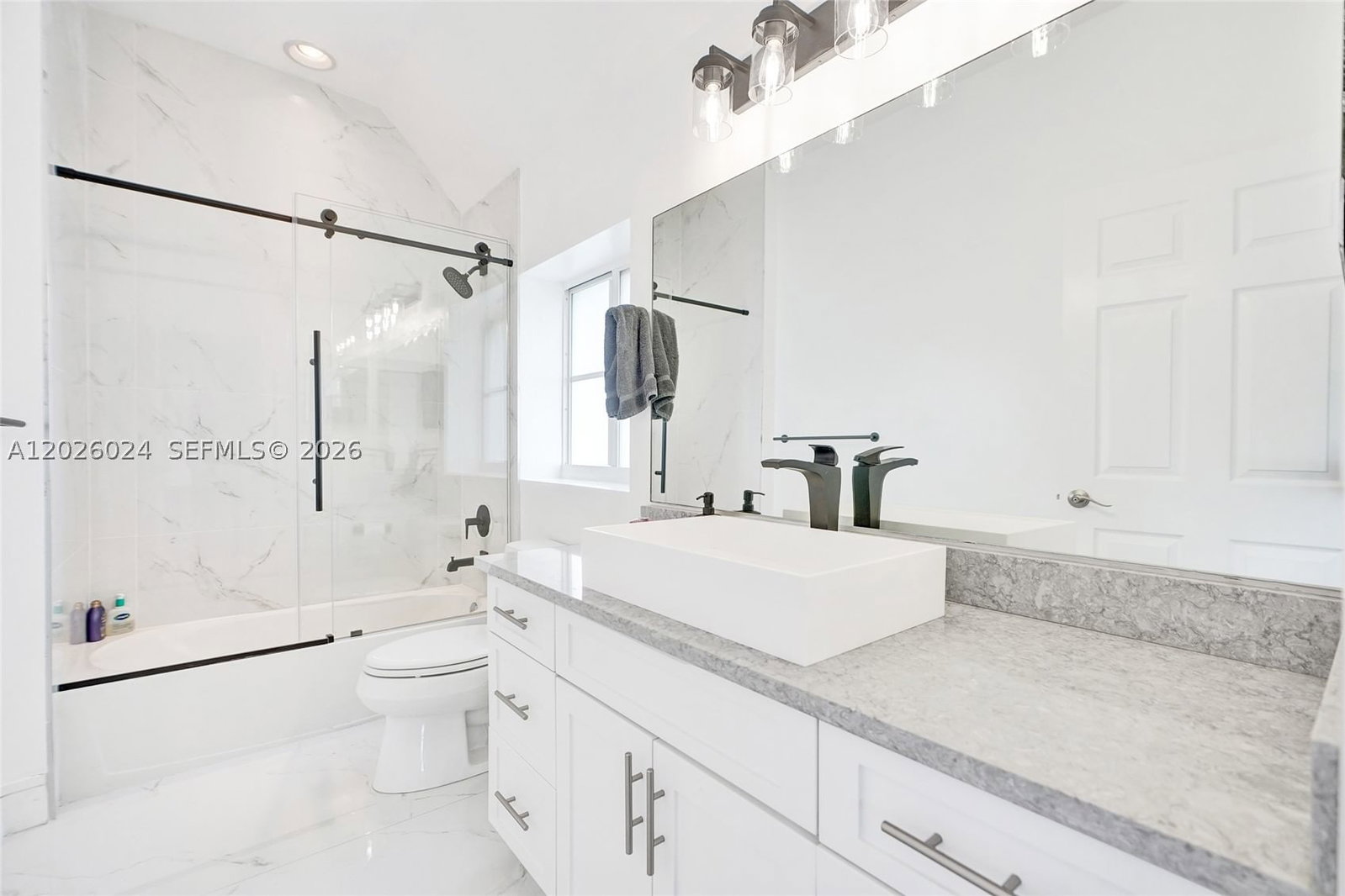 Real estate property located at 1112 17th Way, Broward, Progresso, Fort Lauderdale, FL