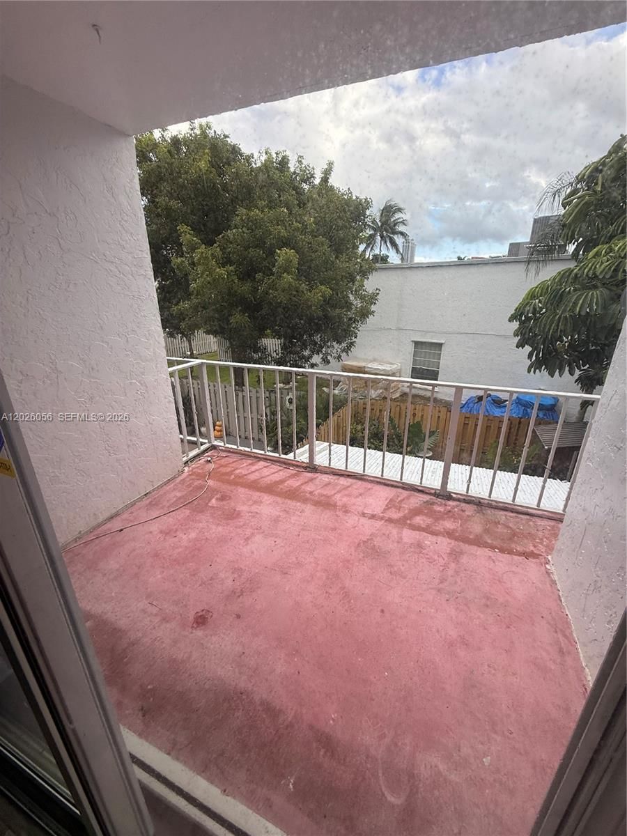 Real estate property located at 2606 10 ST #2606, Broward, Townhouses Of Venetian, Hallandale Beach, FL