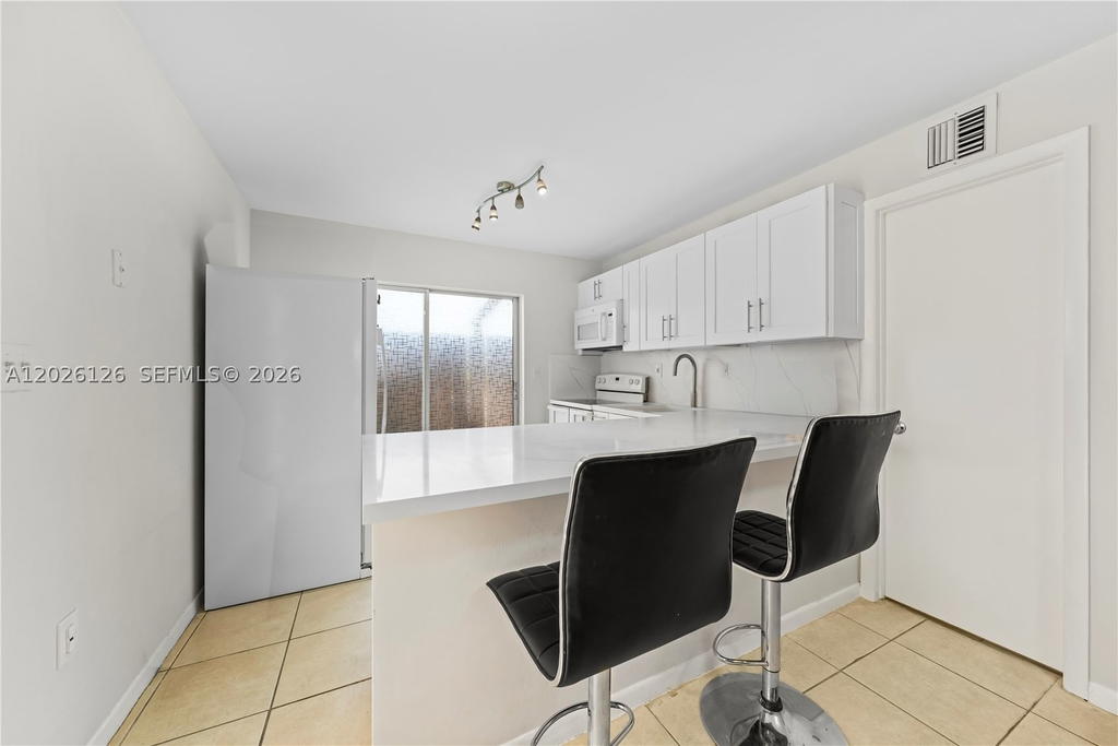 Real estate property located at 9011 4th Ave Rd #9011, Miami-dade, Shores Villas Condo Bldg, Miami Shores, FL