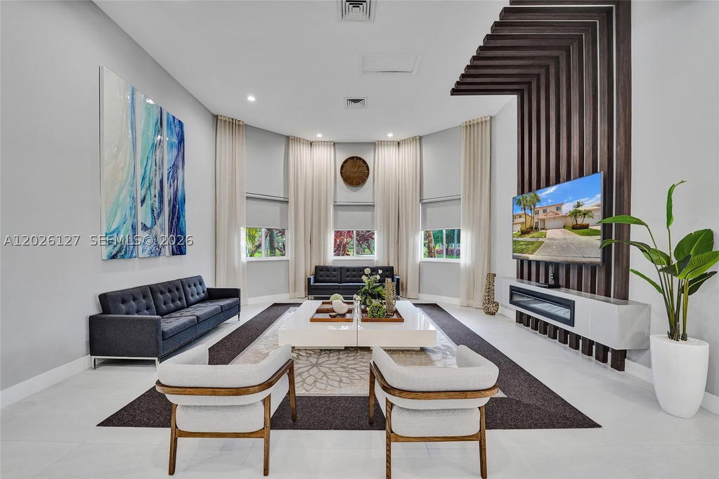 Real estate property located at 17027 19th St, Broward, Pembroke Isles 1, Pembroke Pines, FL