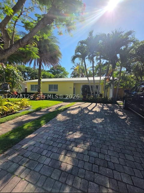 Real estate property located at 8040 63rd Pl, Miami-dade, Beverly Gardens, Miami, FL