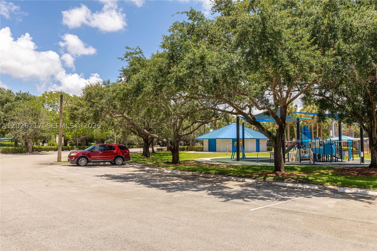 Real estate property located at 4690 30th St, Broward, Tartan Coconut Creek Phas, Coconut Creek, FL