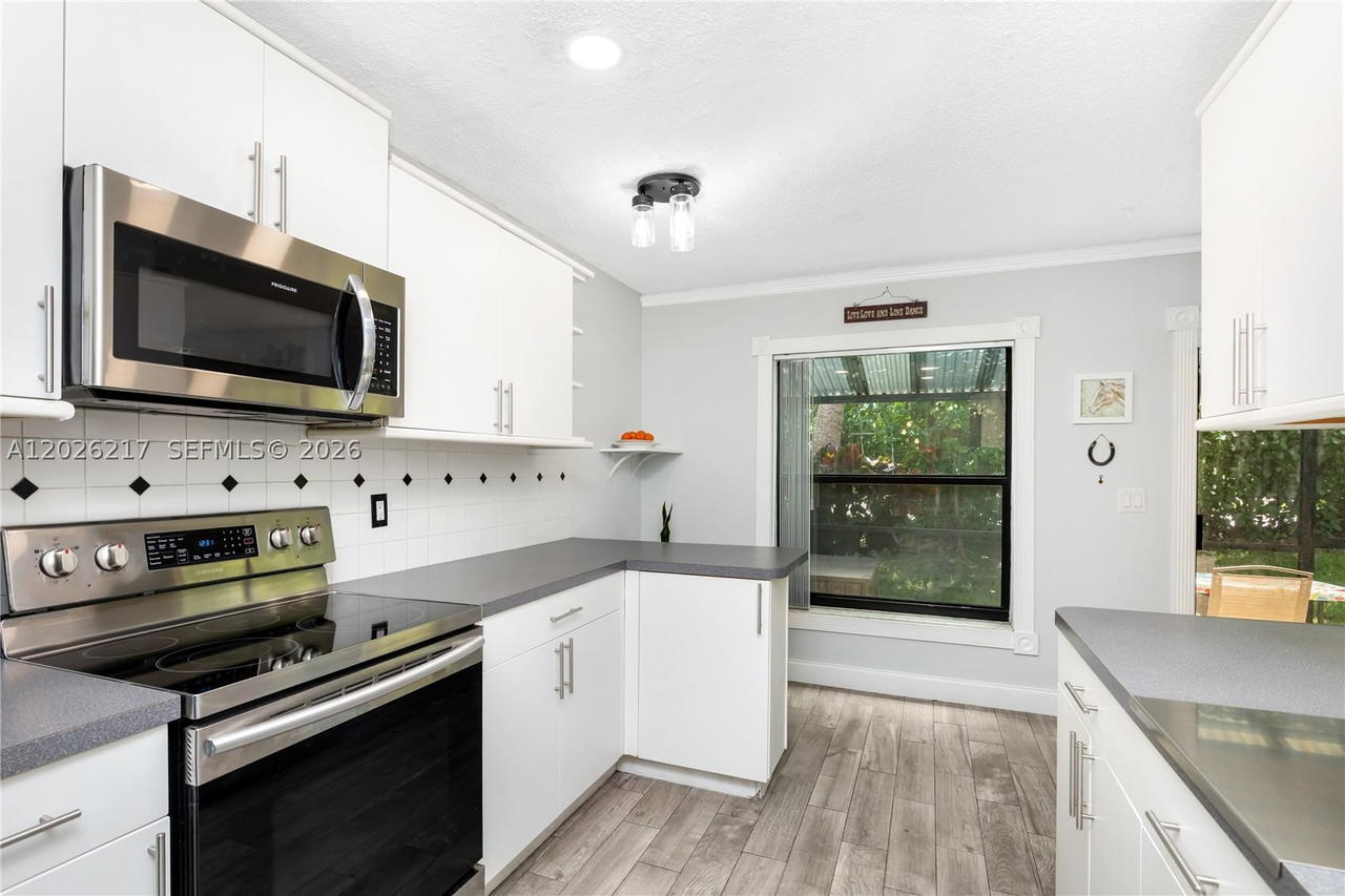 Real estate property located at 4690 30th St, Broward, Tartan Coconut Creek Phas, Coconut Creek, FL