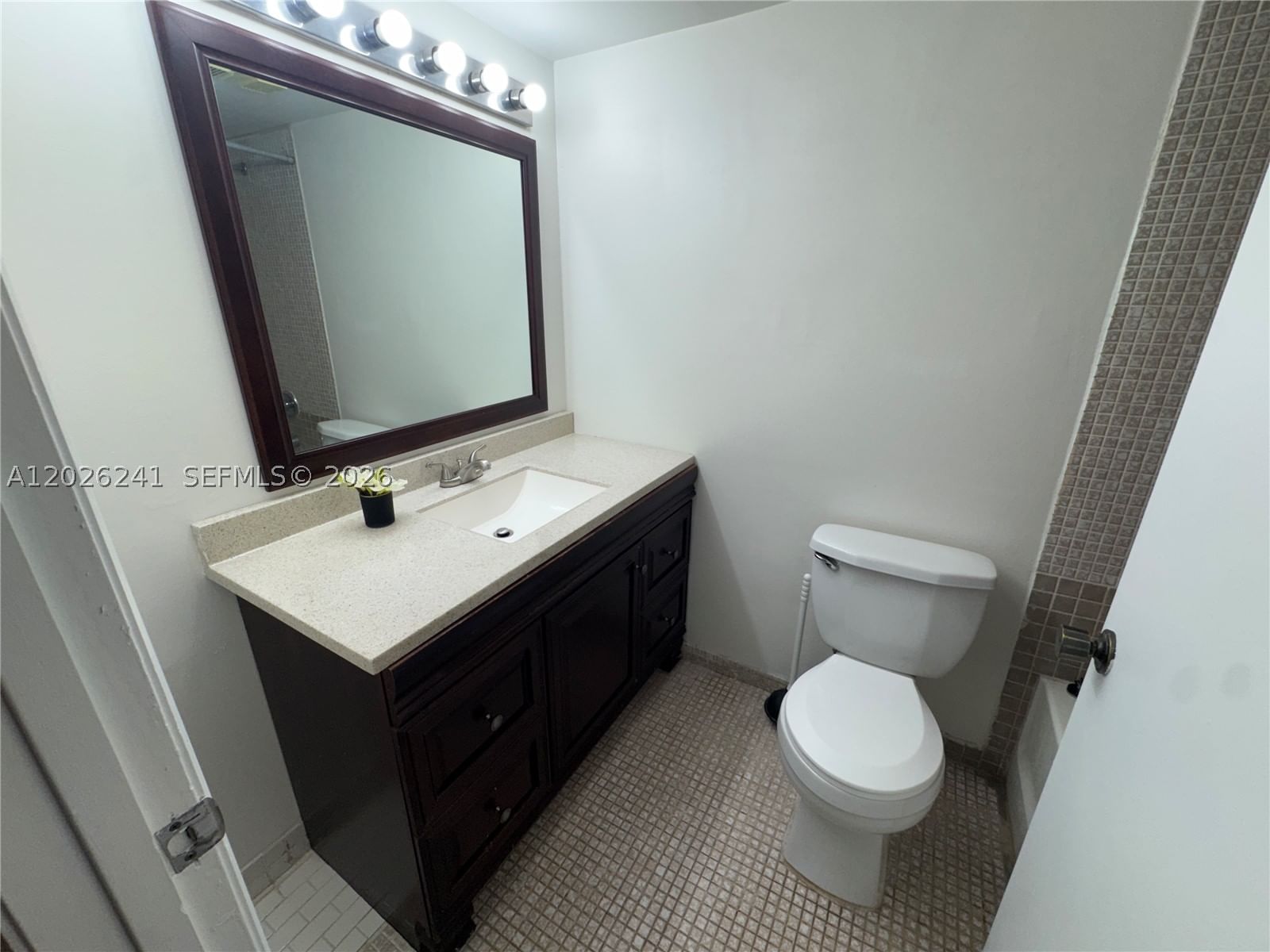Real estate property located at 5700 127th Ave #1309, Miami-dade, Miller Gardens Condo, Miami, FL