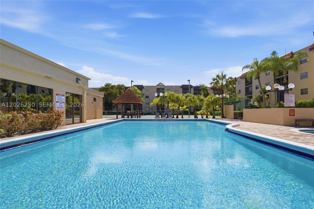 Real estate property located at 10451 Broward Blvd #209, Broward, Plantation Racquet Club, Plantation, FL