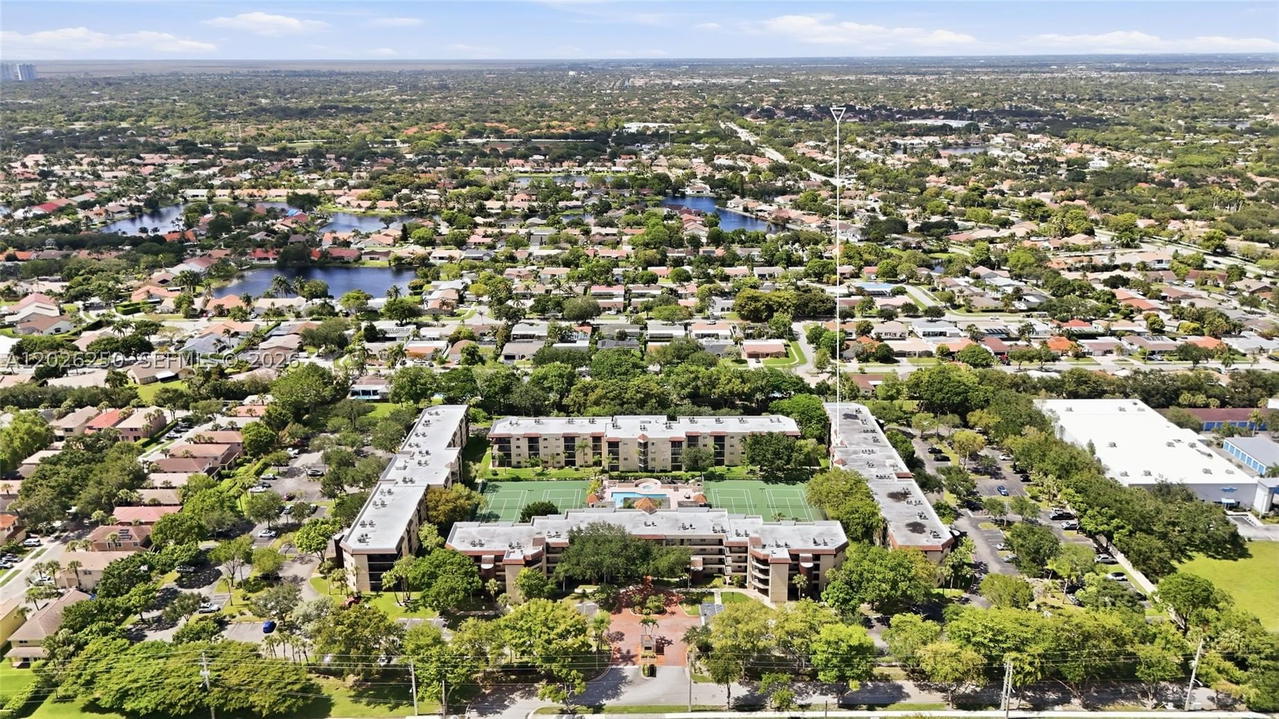 Real estate property located at 10451 Broward Blvd #209, Broward, Plantation Racquet Club, Plantation, FL