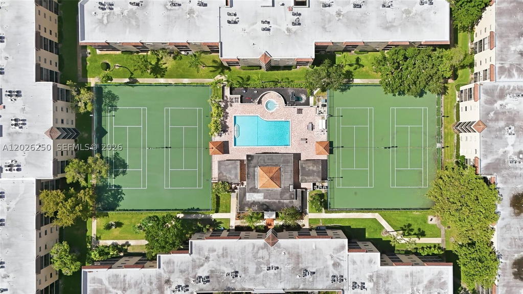Real estate property located at 10451 Broward Blvd #209, Broward, Plantation Racquet Club, Plantation, FL