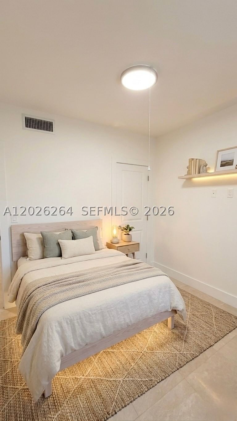 Real estate property located at , Miami-dade, Imperial House Codno, Miami Beach, FL