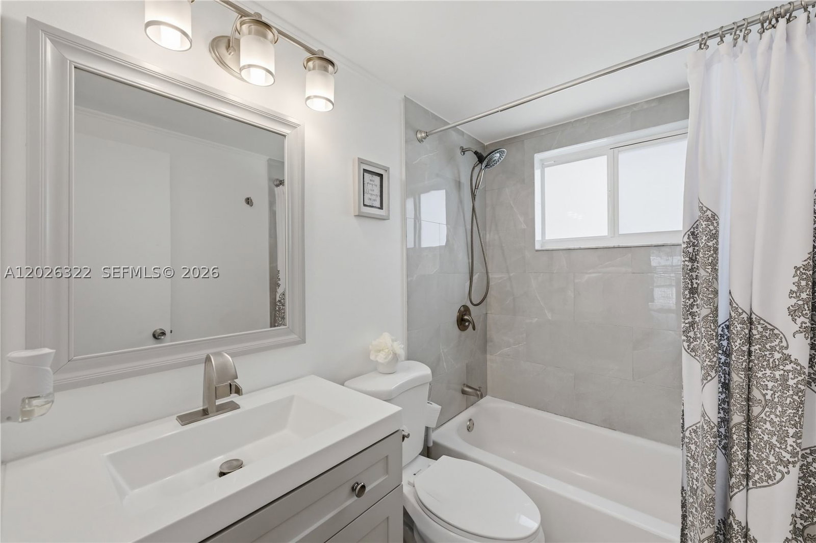 Real estate property located at 13523 59th Ter, Miami-dade, Velpa Sub, Miami, FL