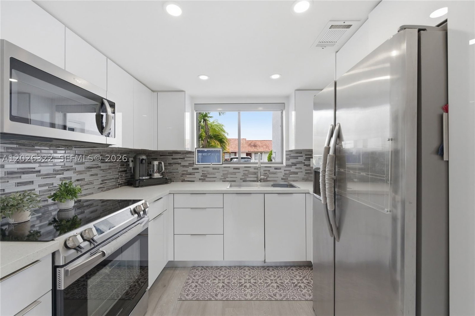 Real estate property located at 13523 59th Ter, Miami-dade, Velpa Sub, Miami, FL