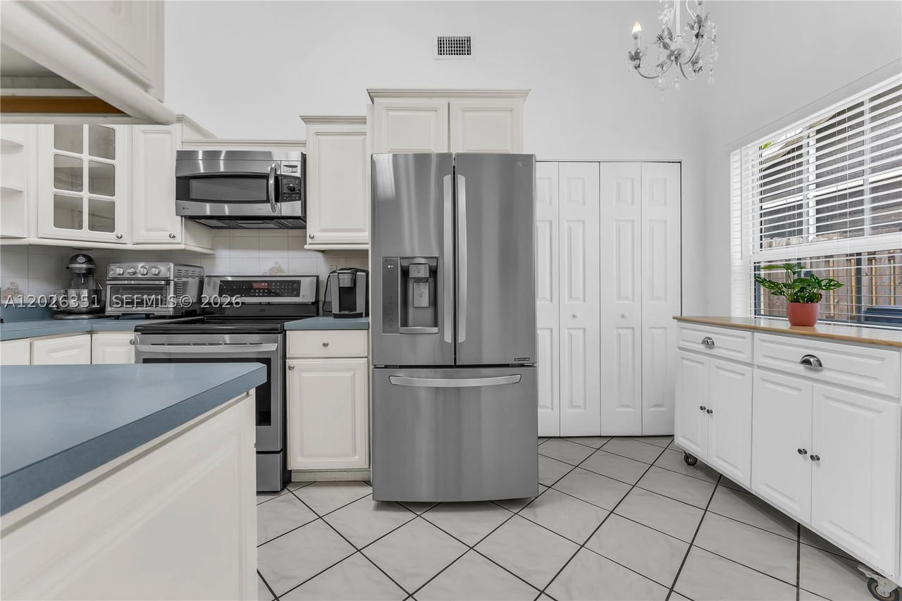 Real estate property located at 14475 127th Ct, Miami-dade, Deerwood Part Iv, Miami, FL