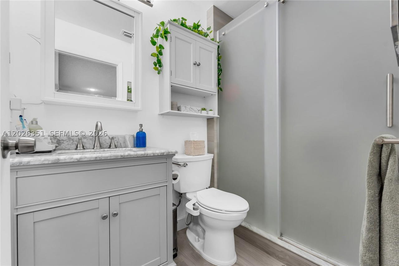 Real estate property located at 14475 127th Ct, Miami-dade, Deerwood Part Iv, Miami, FL