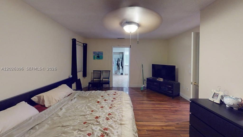Real estate property located at 15552 54th Ter, Miami-dade, Lakes Of The Meadow Sec 4, Miami, FL