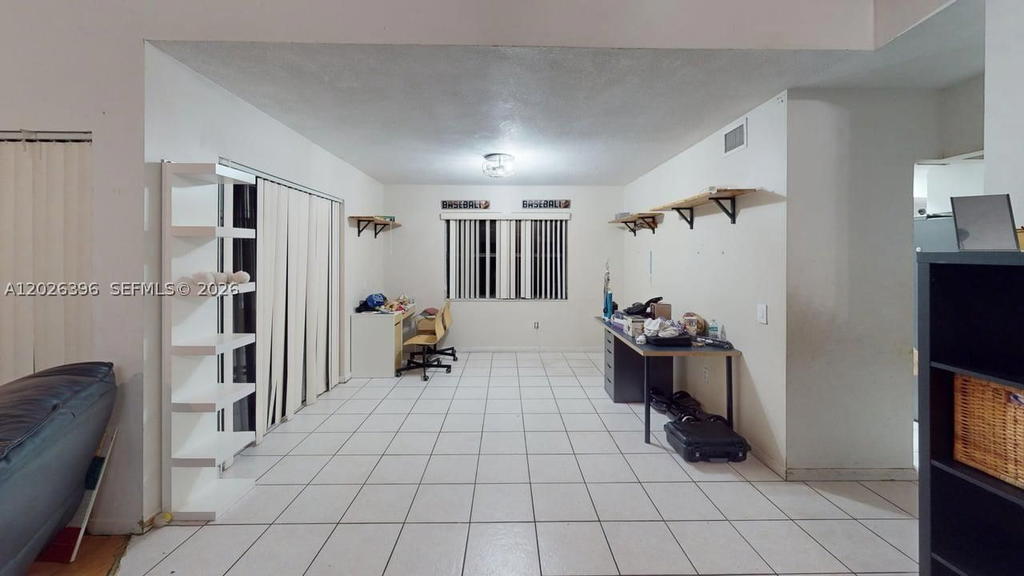 Real estate property located at 15552 54th Ter, Miami-dade, Lakes Of The Meadow Sec 4, Miami, FL