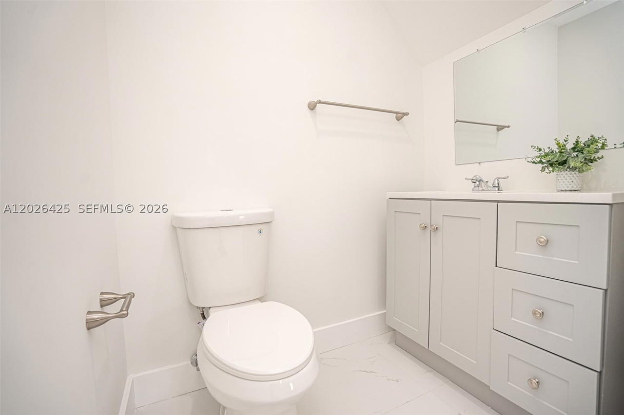 Real estate property located at 20720 34 Avenue, Miami-dade, Riverdale Ests Sec 2, Miami Gardens, FL
