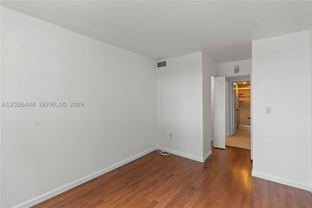 Real estate property located at 7100 17th St #219, Broward, Omega Condo No 3, Plantation, FL