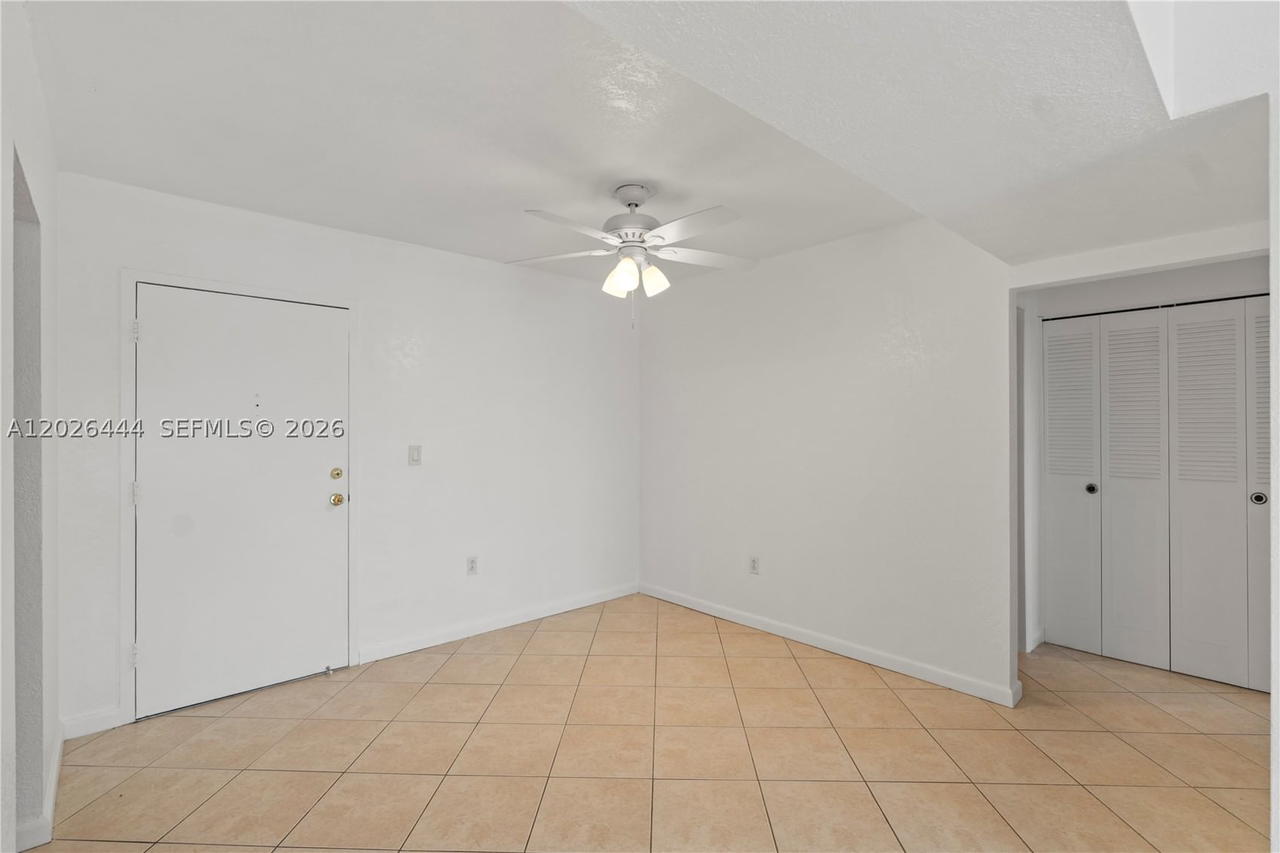 Real estate property located at 7100 17th St #219, Broward, Omega Condo No 3, Plantation, FL