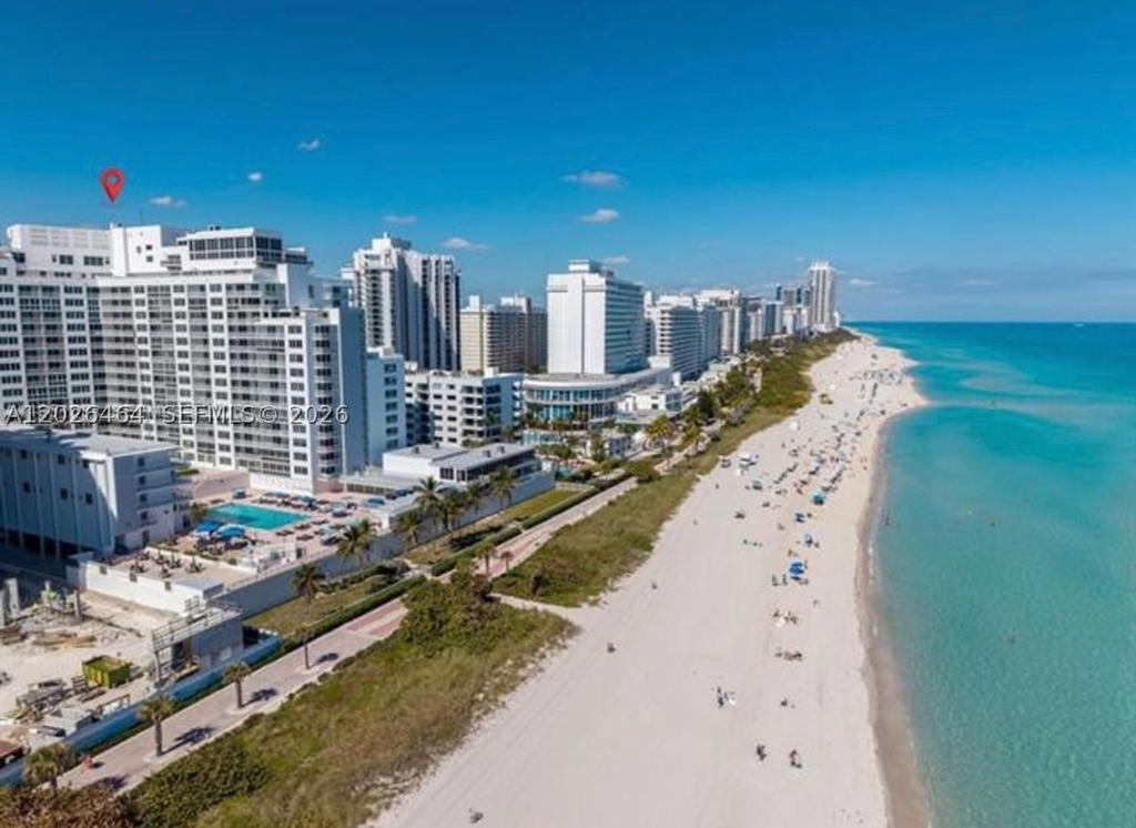 Real estate property located at 5401 Collins Ave #1022, Miami-dade, The Carriage House Condo, Miami Beach, FL