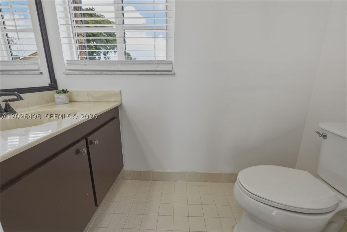 Real estate property located at 5680 Thornbluff Ave, Broward, Waterford, Davie, FL