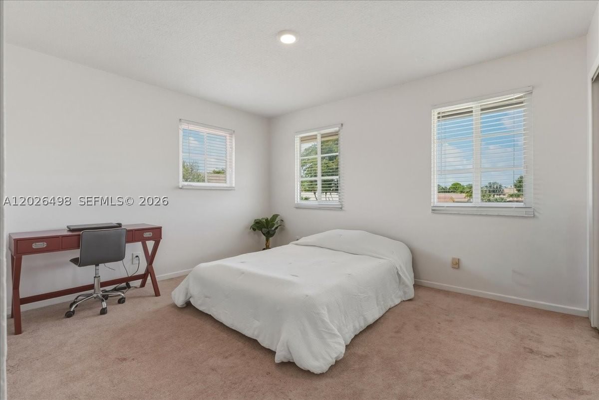 Real estate property located at 5680 Thornbluff Ave, Broward, Waterford, Davie, FL