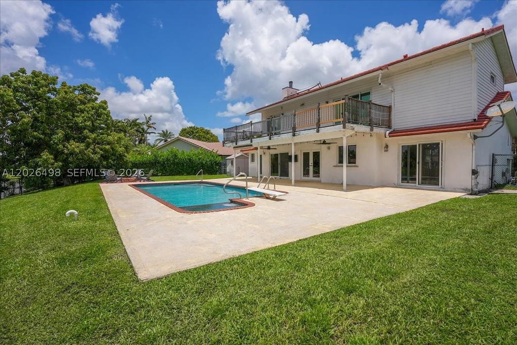 Real estate property located at 5680 Thornbluff Ave, Broward, Waterford, Davie, FL