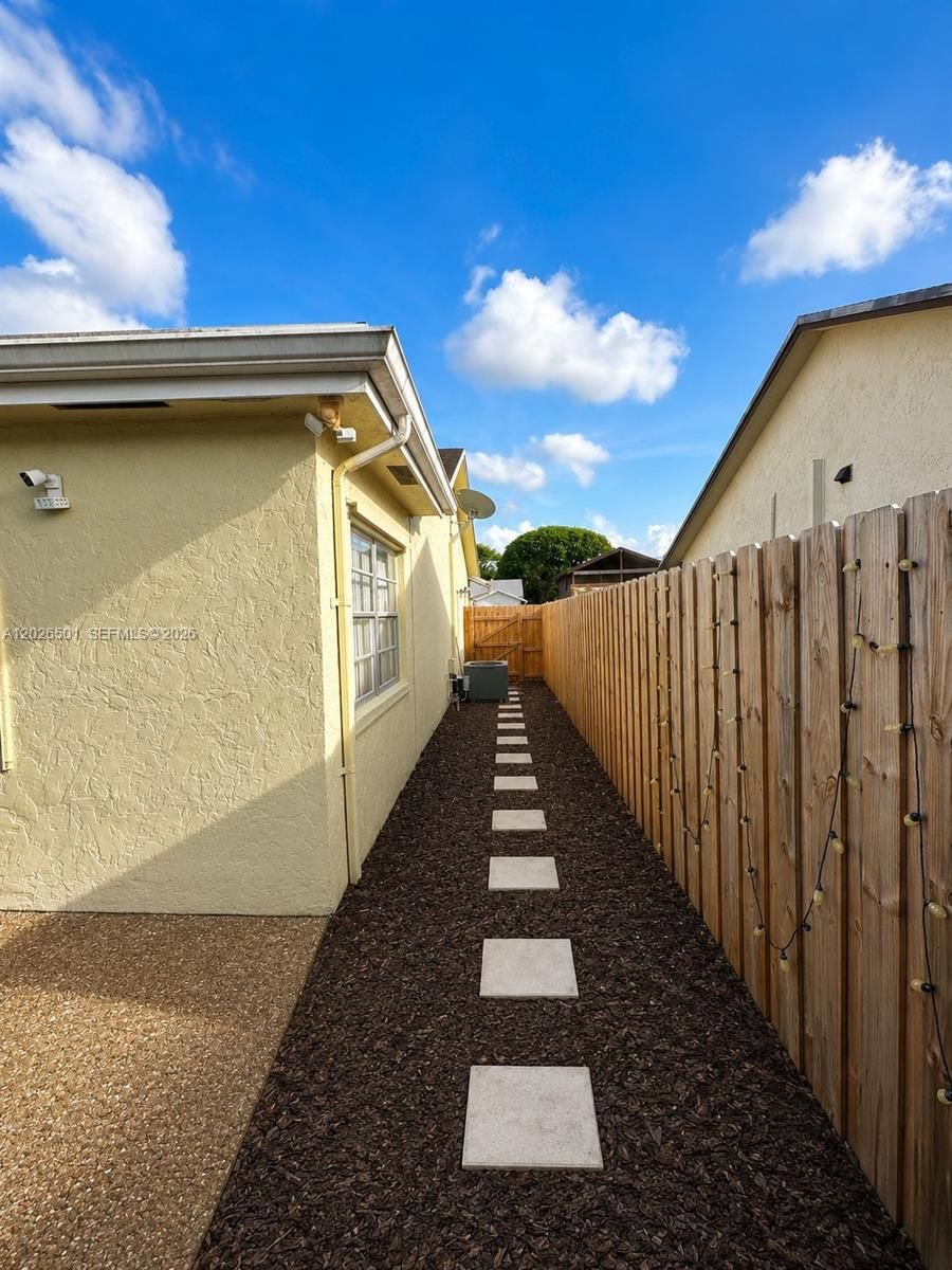 Real estate property located at 8303 20th St, Broward, Burnham Woods, North Lauderdale, FL