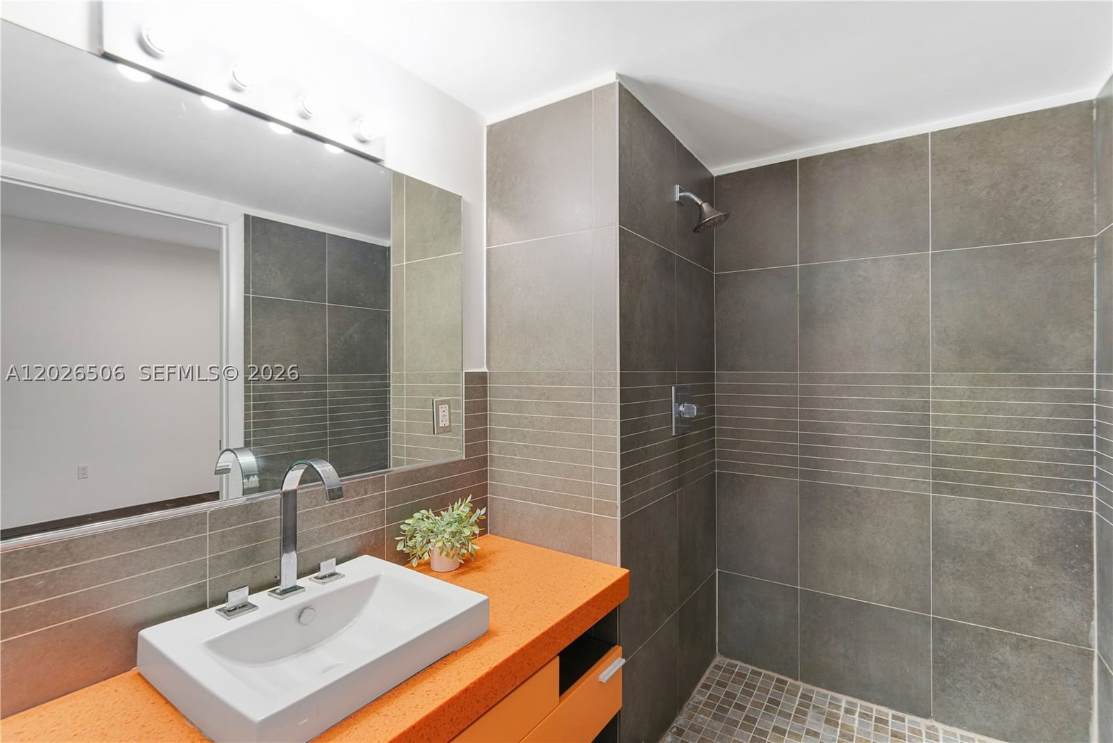 Real estate property located at 435 21st St #212, Miami-dade, Artecity Governor Condo, Miami Beach, FL