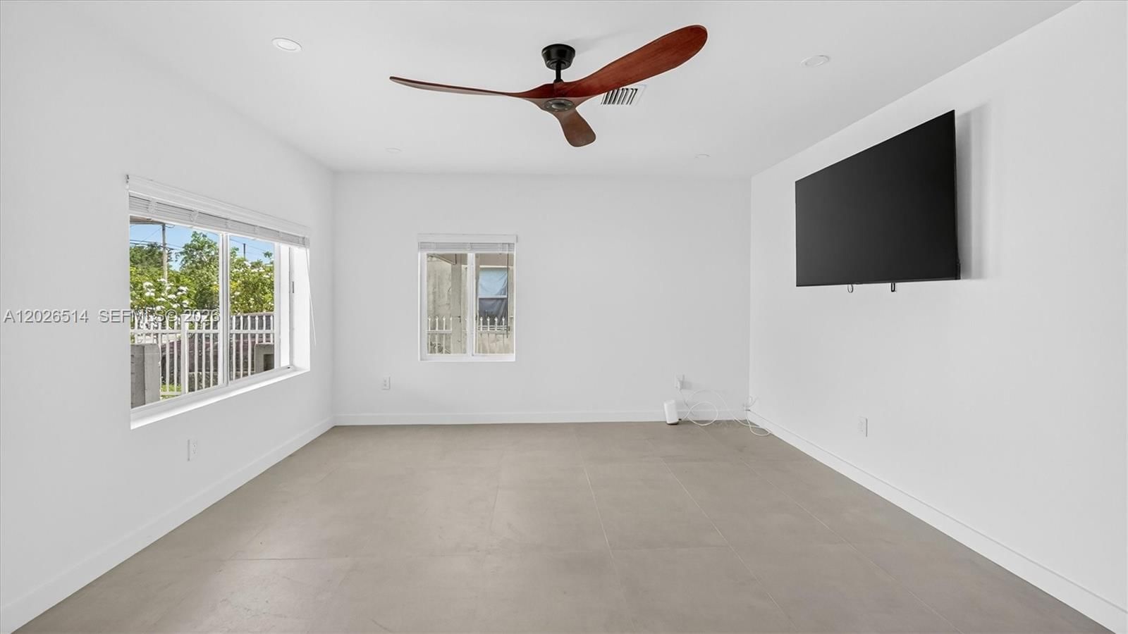 Real estate property located at 7612 4th Ave, Miami-dade, Pinemount 2nd Rev Amd Pl, Miami, FL