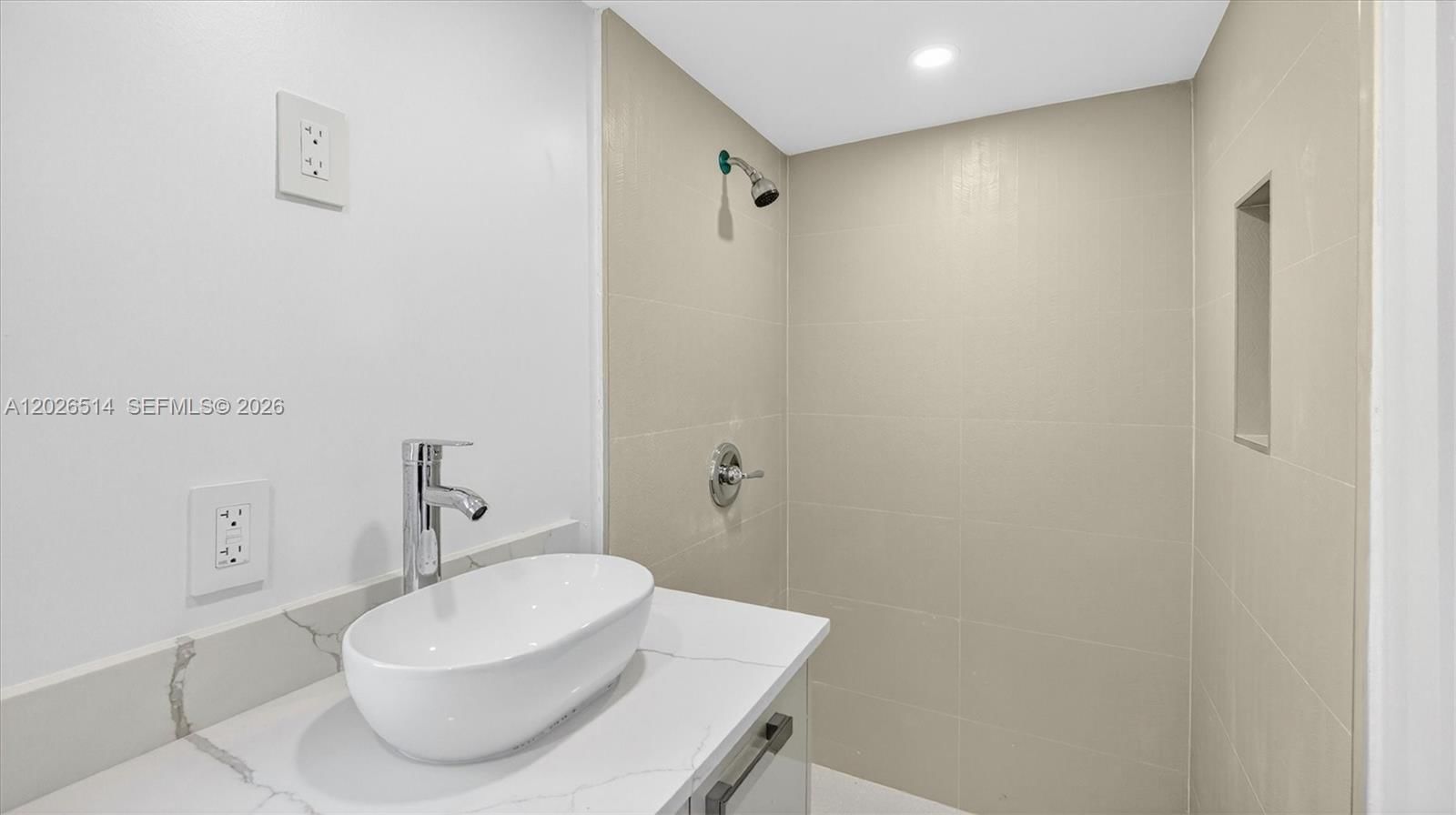 Real estate property located at 7612 4th Ave, Miami-dade, Pinemount 2nd Rev Amd Pl, Miami, FL