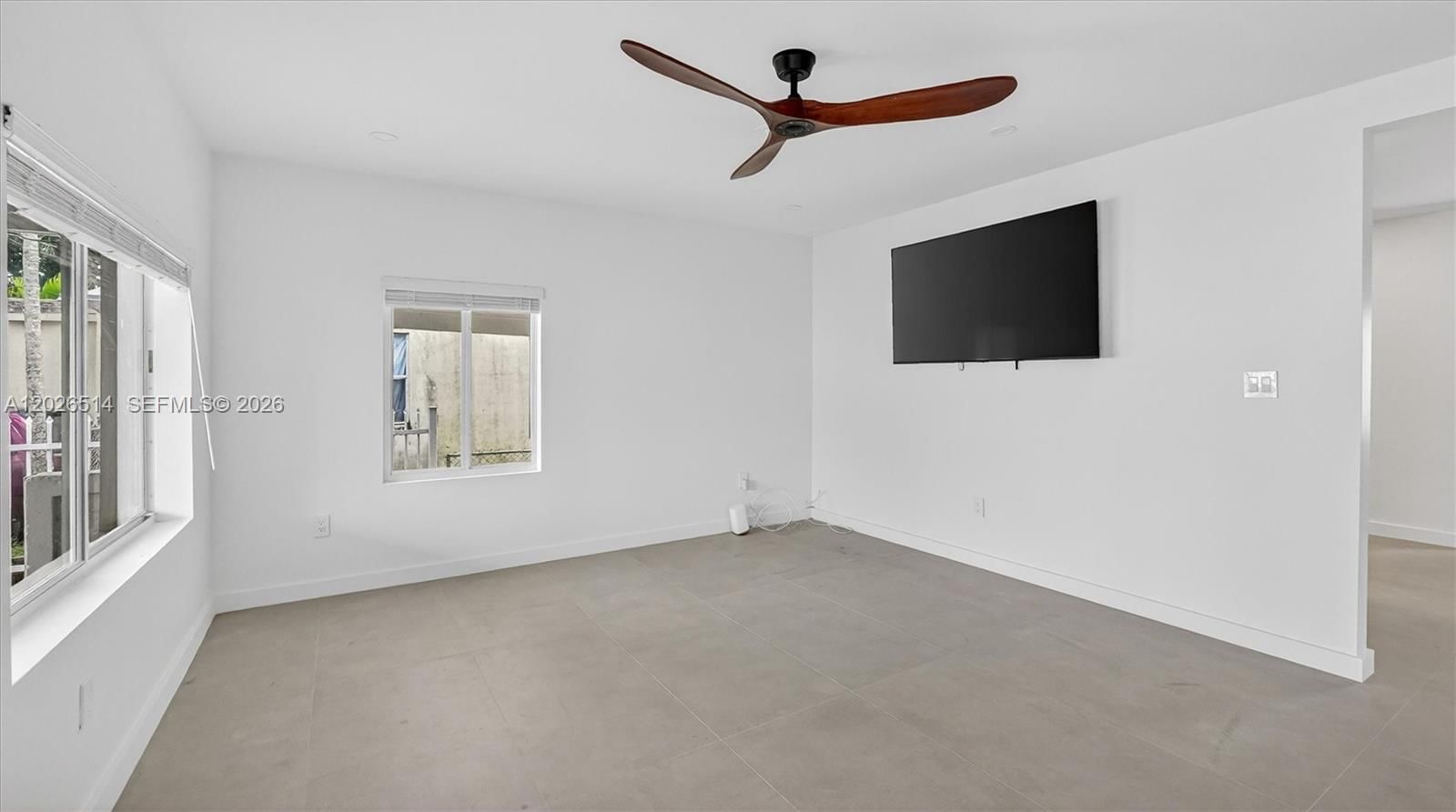 Real estate property located at 7612 4th Ave, Miami-dade, Pinemount 2nd Rev Amd Pl, Miami, FL