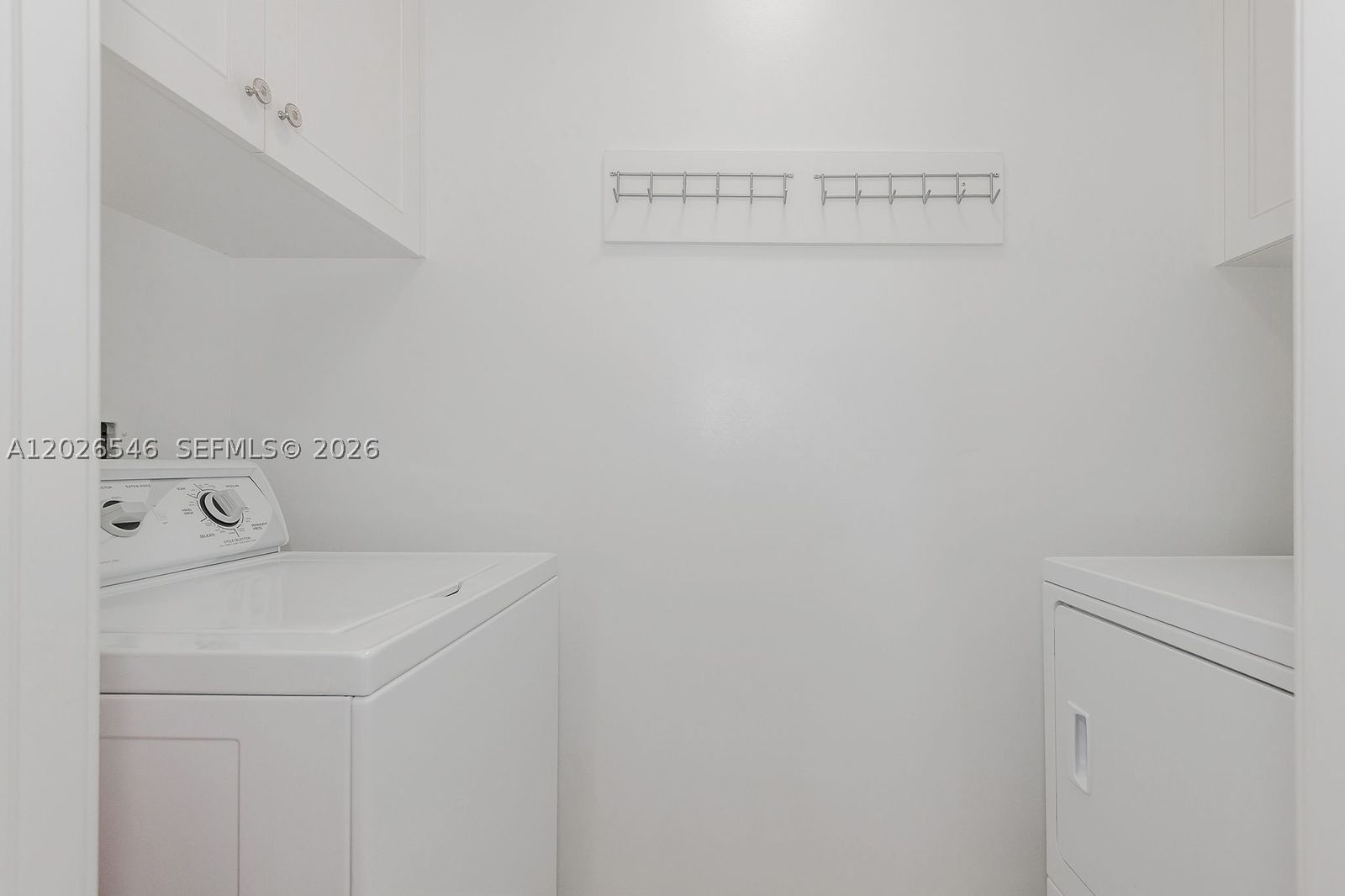Real estate property located at 3020 32nd Ave #1401, Broward, Tides At Bridgeside Squar, Fort Lauderdale, FL