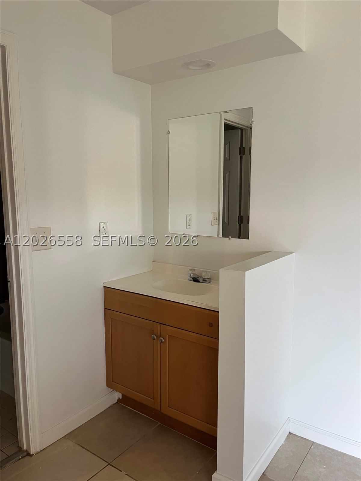 Real estate property located at 2501 56th Ave #5-14, Broward, Circle Villas (the) Condo, Lauderhill, FL