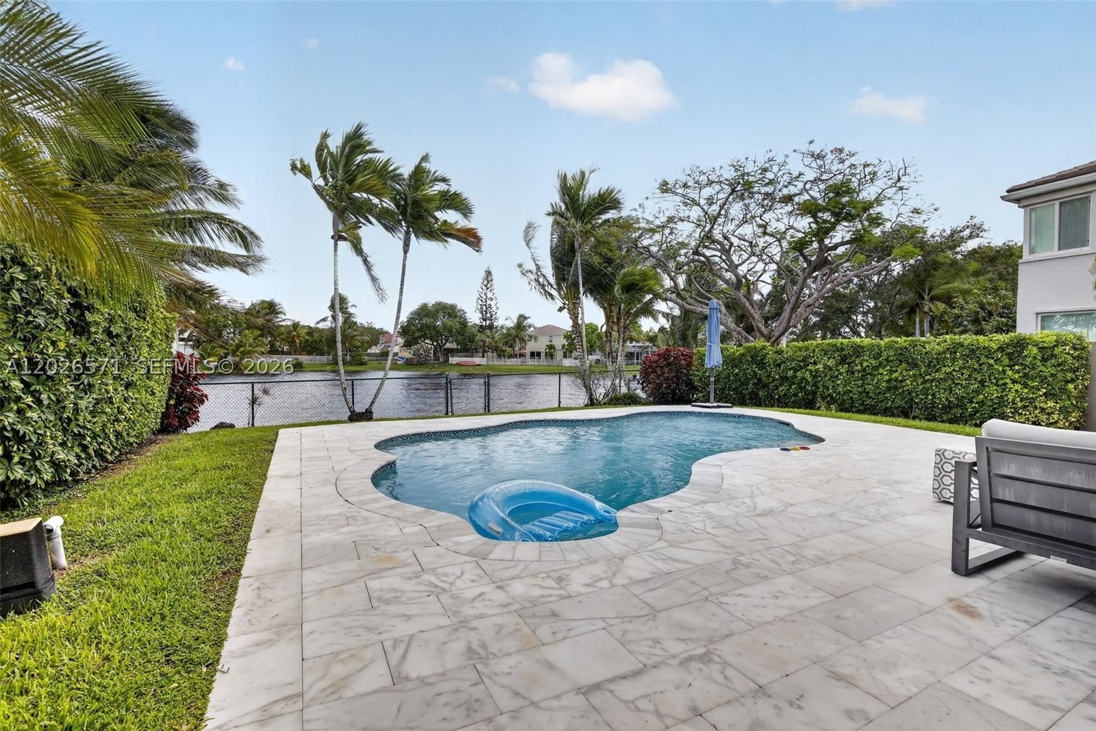 Real estate property located at 15782 10th St, Broward, Towngate, Pembroke Pines, FL
