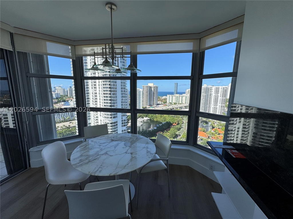 Real estate property located at 3530 Mystic Pointe Dr #2709, Miami-dade, Mystic Pointe Tower 500 C, Aventura, FL