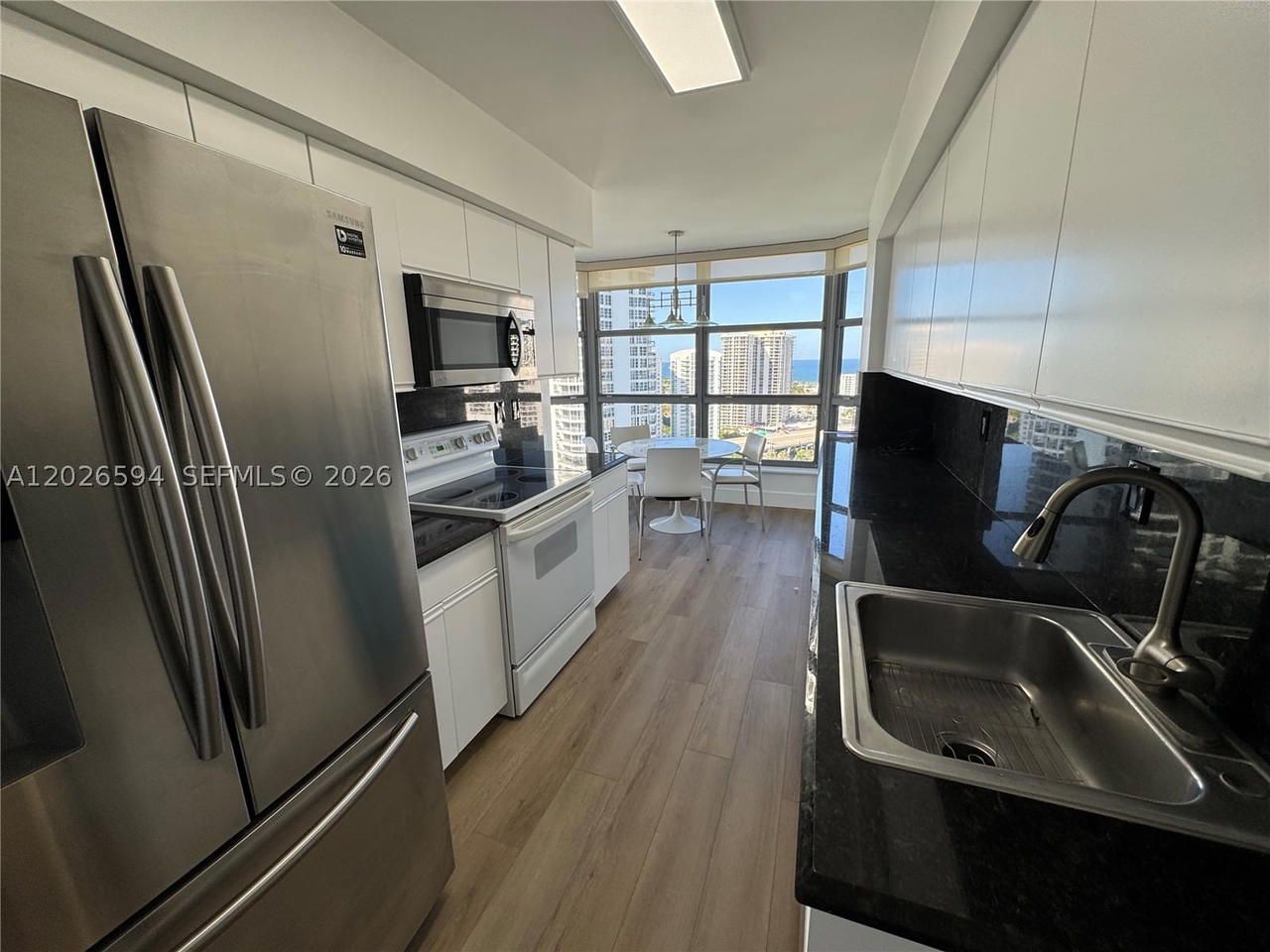 Real estate property located at 3530 Mystic Pointe Dr #2709, Miami-dade, Mystic Pointe Tower 500 C, Aventura, FL