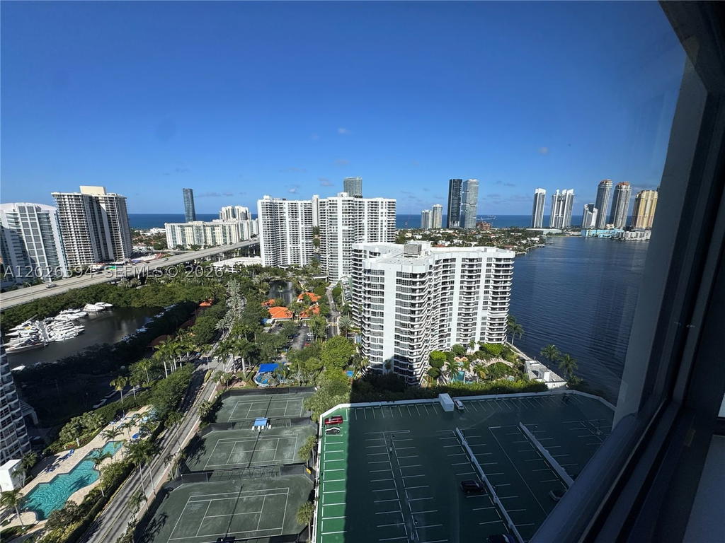 Real estate property located at 3530 Mystic Pointe Dr #2709, Miami-dade, Mystic Pointe Tower 500 C, Aventura, FL