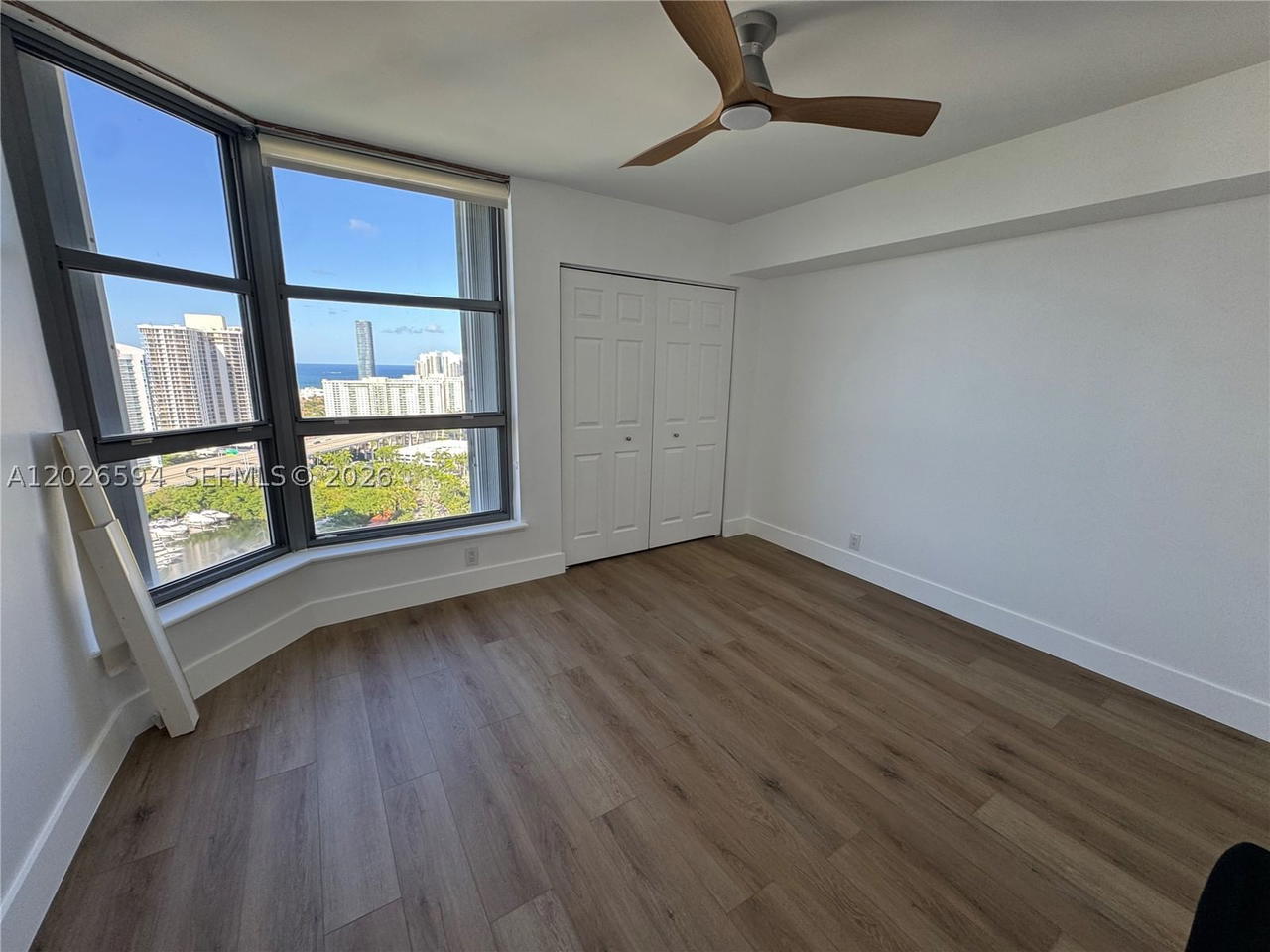 Real estate property located at 3530 Mystic Pointe Dr #2709, Miami-dade, Mystic Pointe Tower 500 C, Aventura, FL