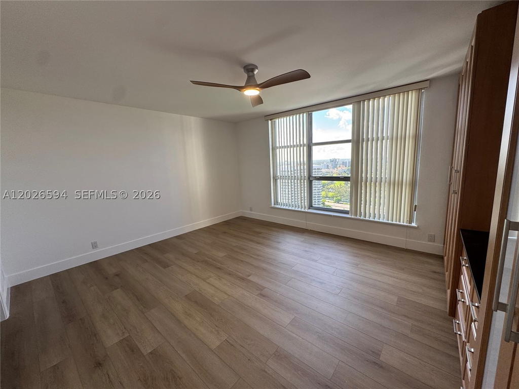 Real estate property located at 3530 Mystic Pointe Dr #2709, Miami-dade, Mystic Pointe Tower 500 C, Aventura, FL