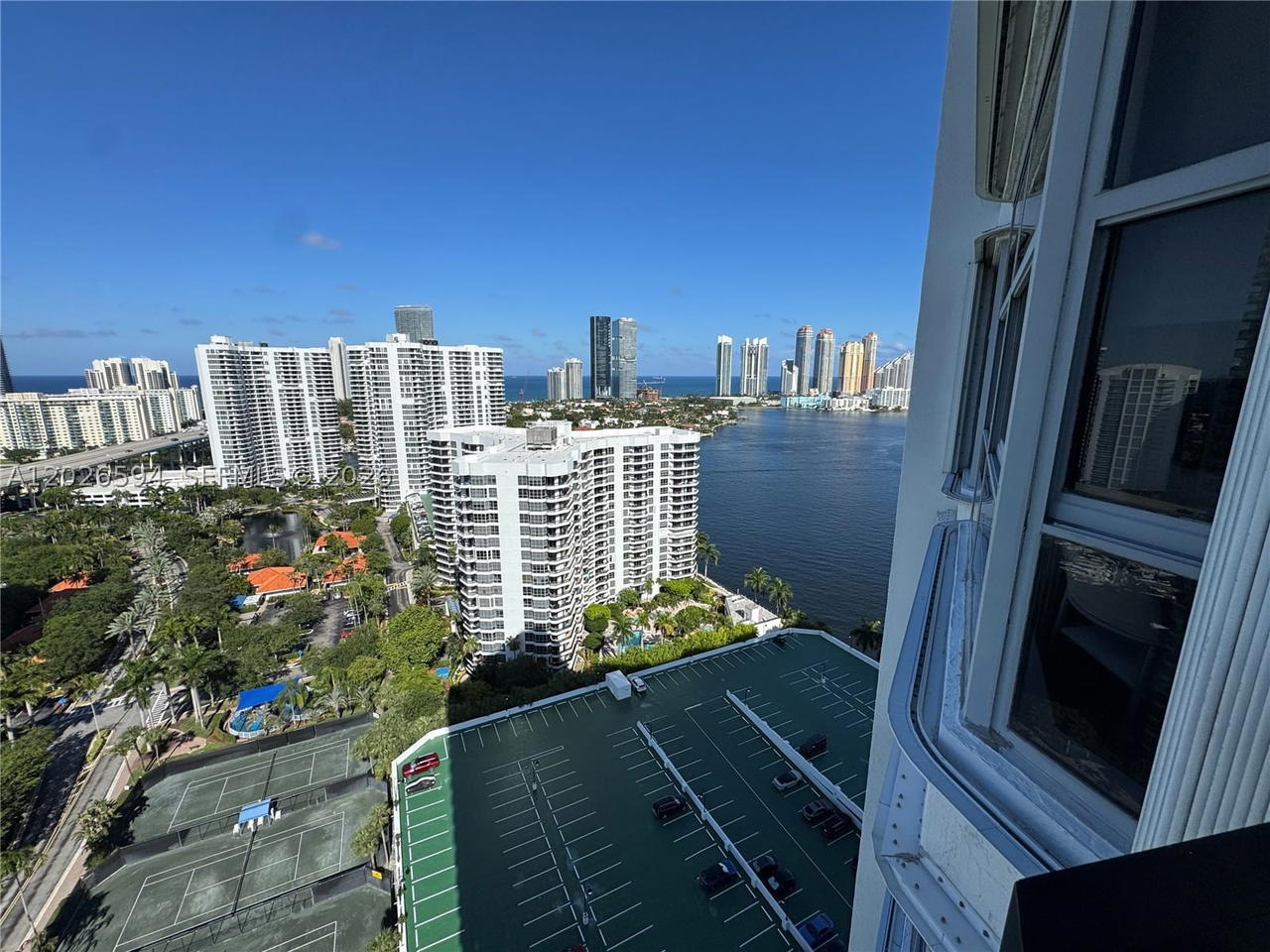 Real estate property located at 3530 Mystic Pointe Dr #2709, Miami-dade, Mystic Pointe Tower 500 C, Aventura, FL